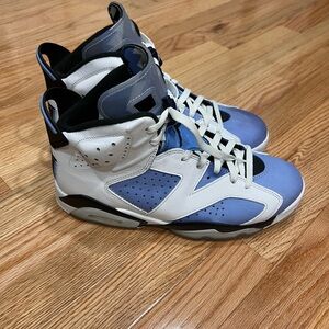 Jordan 6- UNC Shoe